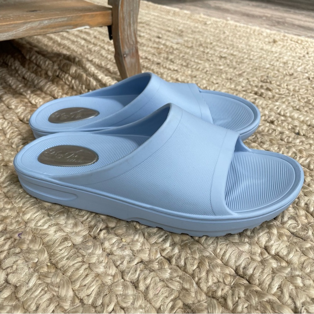 My Pillow Women’s US 10 Light Blue Slides